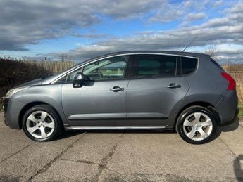 PEUGEOT 3008 1.6 e-HDi Exclusive SUV 5dr Diesel EGC Euro 5 (s/s) (112 ps)