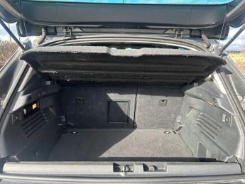 PEUGEOT 3008 1.6 e-HDi Exclusive SUV 5dr Diesel EGC Euro 5 (s/s) (112 ps)