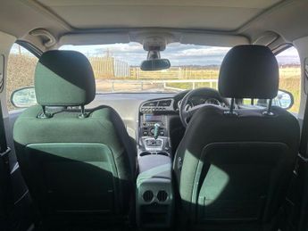 PEUGEOT 3008 1.6 e-HDi Exclusive SUV 5dr Diesel EGC Euro 5 (s/s) (112 ps)