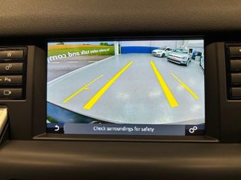 LAND ROVER DISCOVERY SPORT 2.0 TD4 HSE SUV 5 Door Diesel Automatic Black 4WD Euro 6 