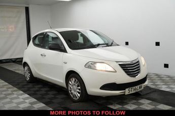 Chrysler Ypsilon 1.2 S Hatchback 5dr Petrol Manual Euro 5 (s/s) (69 bhp)
