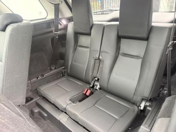 LAND ROVER DISCOVERY SPORT 2.0 TD4 HSE SUV 5dr Diesel Auto 4WD Euro 6 (s/s) (180 ps)
