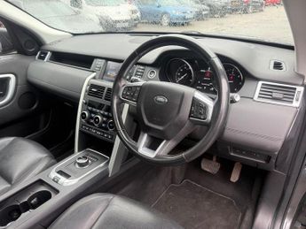 LAND ROVER DISCOVERY SPORT 2.0 TD4 HSE SUV 5dr Diesel Auto 4WD Euro 6 (s/s) (180 ps)