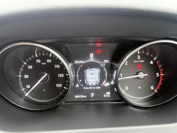 LAND ROVER DISCOVERY SPORT 2.0 TD4 HSE SUV 5dr Diesel Auto 4WD Euro 6 (s/s) (180 ps)