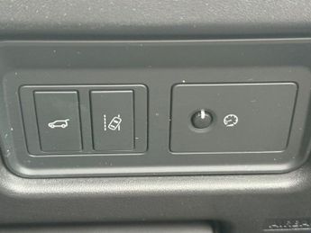 LAND ROVER DISCOVERY SPORT 2.0 TD4 HSE SUV 5dr Diesel Auto 4WD Euro 6 (s/s) (180 ps)