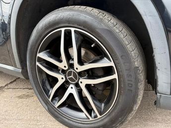 MERCEDES-BENZ GLA 1.6 GLA180 Urban Edition SUV 5dr Petrol 7G-DCT Euro 6 (s/s) (122