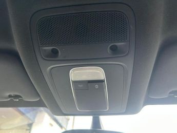 AUDI Q3 2.0 TDI S line SUV 5dr Diesel S Tronic quattro Euro 5 (s/s) (177