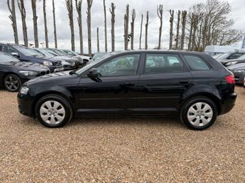 AUDI A3 1.6 Sportback 5dr Petrol Manual Euro 4 (102 ps)