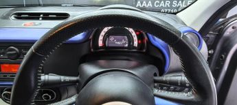 RENAULT TWINGO 0.9 TCe Iconic Hatchback 5dr Petrol EDC Euro 6 (90 ps)