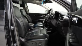 KIA SORENTO 2.2 CRDi KX-4 SUV 5dr Diesel Auto AWD Euro 6 (197 bhp)