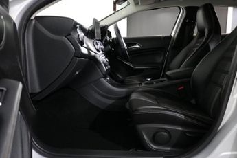 MERCEDES-BENZ 180 1.6 GLA180 Urban Edition SUV 5dr Petrol 7G-DCT Euro 6 (s/s) (122