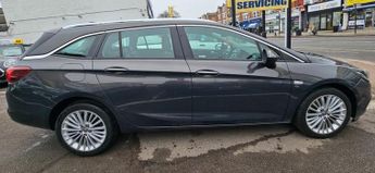 VAUXHALL ASTRA AUTOMATIC 1.4i Turbo Elite Nav Sports Tourer 5dr Petrol Auto Eur
