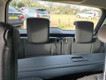 VOLKSWAGEN TOURAN 1.6 TDI SE Family MPV 5dr Diesel DSG Euro 6 (s/s) (115 ps)