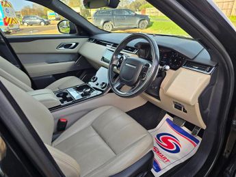 LAND ROVER RANGE ROVER VELAR 2.0 D180 R-Dynamic SE SUV 5dr Diesel Auto 4WD Euro 6 (s/s) (180 