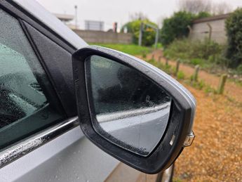 VOLKSWAGEN T-CROSS 1.0 TSI SEL SUV 5dr Petrol DSG Euro 6 (s/s) (110 ps)