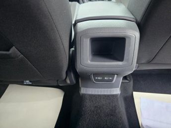 VOLKSWAGEN T-CROSS 1.0 TSI SEL SUV 5dr Petrol DSG Euro 6 (s/s) (110 ps)