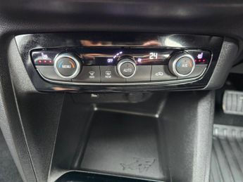 VAUXHALL Corsa Electric 50kWh Elite Nav Premium Hatchback 5dr Electric Auto (7.4Kw Charg