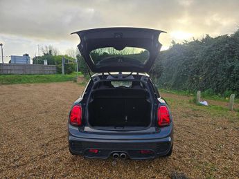 MINI HATCH 2.0 Cooper S Hatchback 5dr Petrol Steptronic Euro 6 (s/s) (192 p