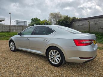 SKODA SUPERB 1.4 TSI IV SE TECHNOLOGY DSG