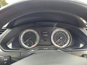 SKODA SUPERB 1.4 TSI IV SE TECHNOLOGY DSG