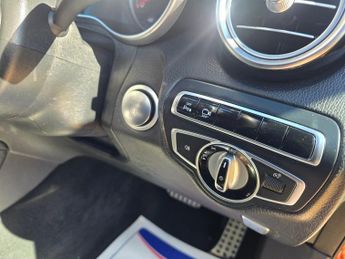 MERCEDES-BENZ GLC 2.1 GLC220d AMG Line (Premium) SUV 5dr Diesel G-Tronic 4MATIC Eu