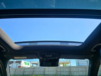 MERCEDES-BENZ GLC 2.1 GLC220d AMG Line (Premium) SUV 5dr Diesel G-Tronic 4MATIC Eu