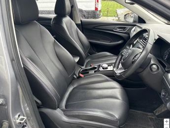 MG MG 5 61.1kWh Exclusive Long Range Estate 5dr Electric Auto (156 ps)