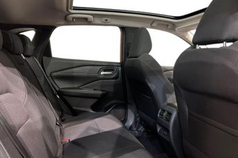 NISSAN QASHQAI 1.3 DIG-T MHEV N-Connecta SUV 5dr Petrol Hybrid XTRON Euro 6 (s/