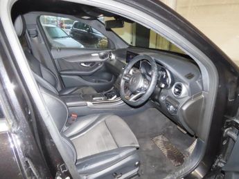 MERCEDES-BENZ GLC 2.0 GLC300de 13.5kWh AMG Line SUV 5dr Diesel Plug-in Hybrid G-Tr