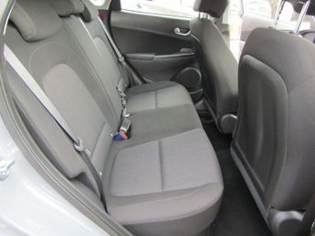 HYUNDAI KONA 1.6 h-GDi SE Connect SUV 5dr Petrol Hybrid DCT Automatic Euro 6 