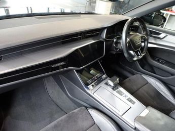 AUDI A6 AVANT 2.0 TFSI 45 Black Edition Avant 5dr Estate Petrol S Tronic quatt