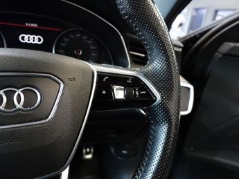 AUDI A6 AVANT 2.0 TFSI 45 Black Edition Avant 5dr Estate Petrol S Tronic quatt