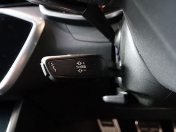 AUDI A6 AVANT 2.0 TFSI 45 Black Edition Avant 5dr Estate Petrol S Tronic quatt