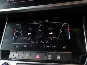 AUDI A6 AVANT 2.0 TFSI 45 Black Edition Avant 5dr Estate Petrol S Tronic quatt