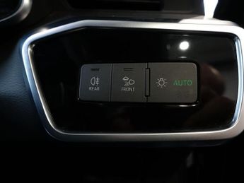 AUDI A6 AVANT 2.0 TFSI 45 Black Edition Avant 5dr Estate Petrol S Tronic quatt