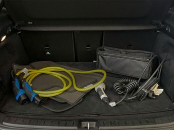 MERCEDES-BENZ EQA EQA 350 66.5kWh AMG Line SUV 5dr Electric Auto 4MATIC (292 ps)