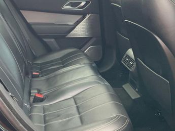 LAND ROVER RANGE ROVER VELAR 2.0 D180 R-Dynamic SE SUV 5dr Diesel Auto 4WD Euro 6 (s/s) (180 