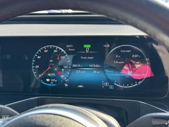 MERCEDES-BENZ EQC EQC 400 80kWh AMG Line (Premium) SUV 5dr Electric Auto 4MATIC (4