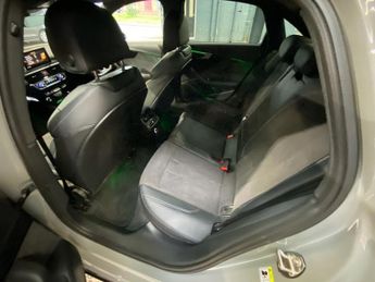 AUDI A4 1.4 TFSI Black Edition Saloon 4dr Petrol S Tronic Euro 6 (s/s) (