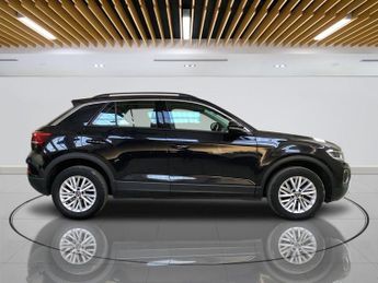 VOLKSWAGEN T-ROC 1.5 TSI Life SUV 5dr Petrol DSG Euro 6 (s/s) (150 ps)