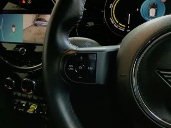 MINI Electric Hatch Cooper SE 32.6kWh Level 2 Hatchback 3dr Electric Auto (184 ps)