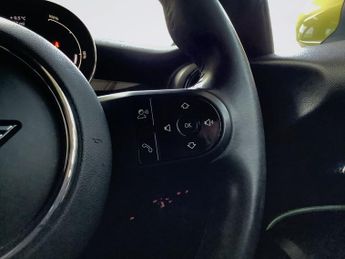 MINI Electric Hatch Cooper SE 32.6kWh Level 2 Hatchback 3dr Electric Auto (184 ps)