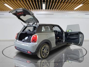 MINI Electric Hatch Cooper SE 32.6kWh Level 2 Hatchback 3dr Electric Auto (184 ps)