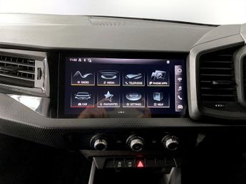 AUDI A1 1.0 TFSI 30 Technik Sportback 5dr Petrol S Tronic Euro 6 (s/s) (