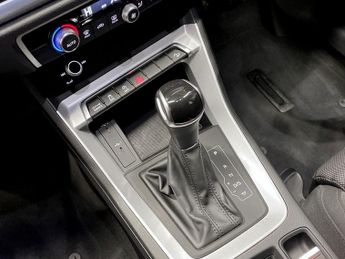 AUDI Q3 2.0 TDI 35 Sport SUV 5dr Diesel S Tronic quattro Euro 6 (s/s) (1