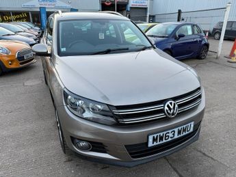 Volkswagen Tiguan 2.0 TDI BlueMotion Tech Match SUV 5dr Diesel Manual 4WD Euro 5 (