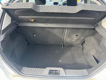 FORD FIESTA 1.0T EcoBoost Zetec White Edition Hatchback 3dr Petrol Manual Eu