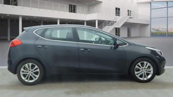 KIA CEED 1.6 CRDi 2 Hatchback 5dr Diesel Auto Euro 5 (126 bhp)