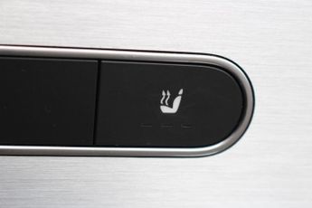 MERCEDES-BENZ A-CLASS 2.0 A35 AMG (Premium) Hatchback 5dr Petrol SpdS DCT 4MATIC Euro 