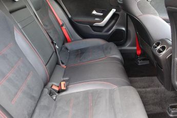 MERCEDES-BENZ A-CLASS 2.0 A35 AMG (Premium) Hatchback 5dr Petrol SpdS DCT 4MATIC Euro 